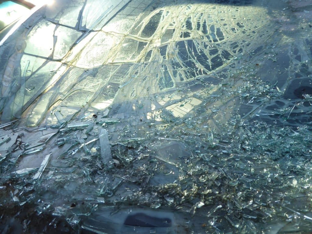 broken-windshield