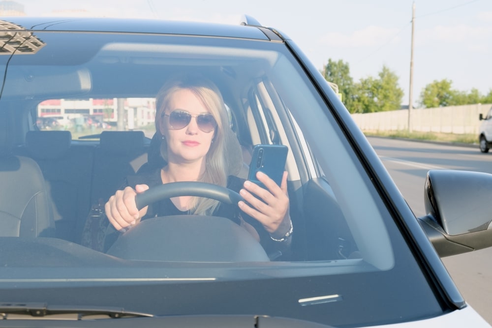 decoding-car-windshield-bug