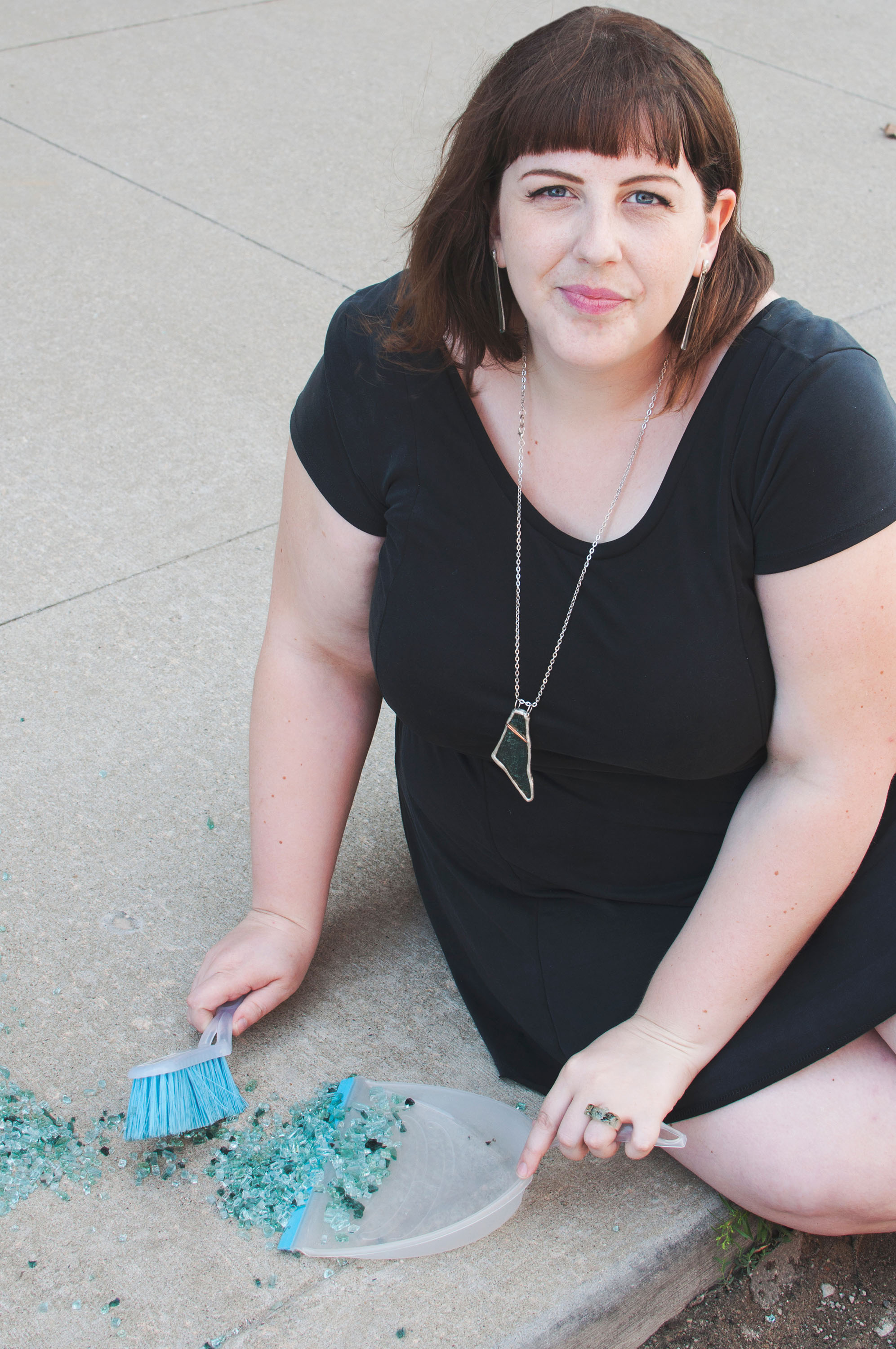Deanna Dionne - Artist Collecting Broken Auto Glass Deanna Dionne - Artist Collecting Broken Auto Glass