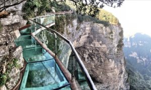 cracked-glass-path-heibei-china