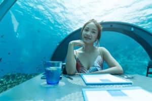 maldives-underwater-glass-restaurant
