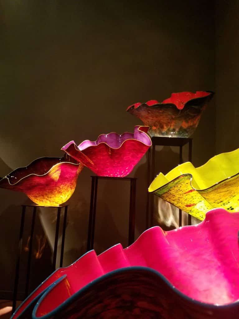 chihuley-garden-glass-basket