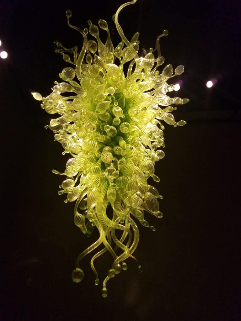 chihuley-garden-glass-chandelier