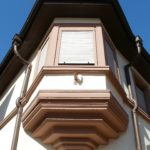 Bay window, bow window, operable window, flankers