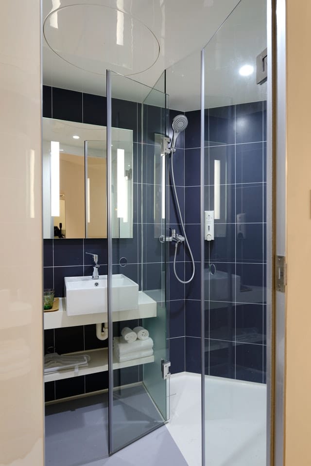 Modern Luxury Shower