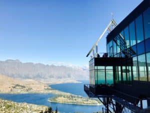 glass-wind-barrier-deck