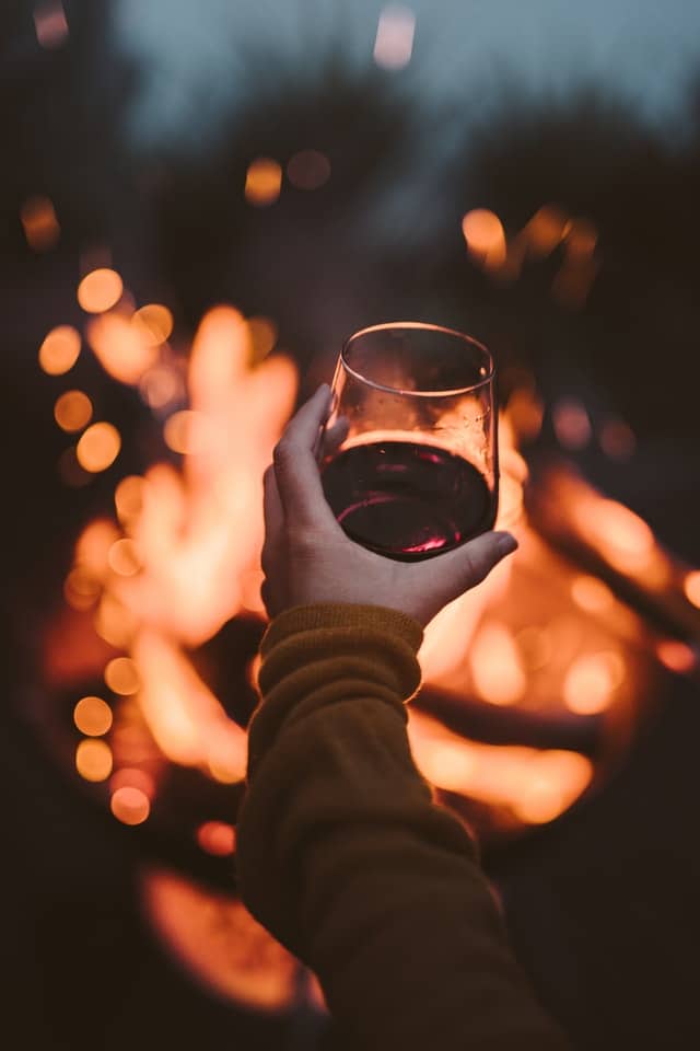 rv-campfire-wine