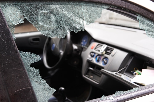 broken-car-window