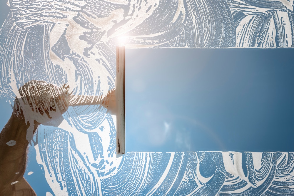 glass-cleaning-supplies