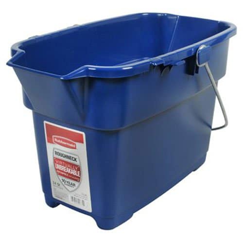 Rubbermaid Roughneck Bucket